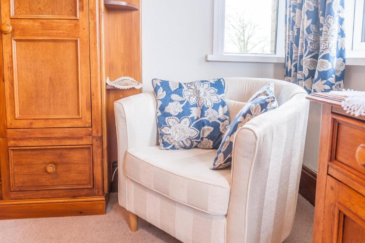 Knole Farm Bed & Breakfast Окхамптън Екстериор снимка