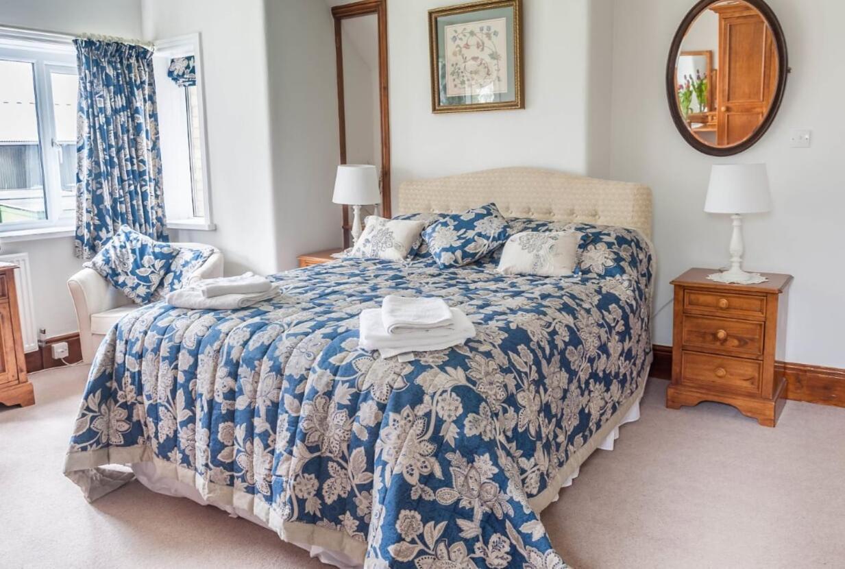 Knole Farm Bed & Breakfast Окхамптън Екстериор снимка